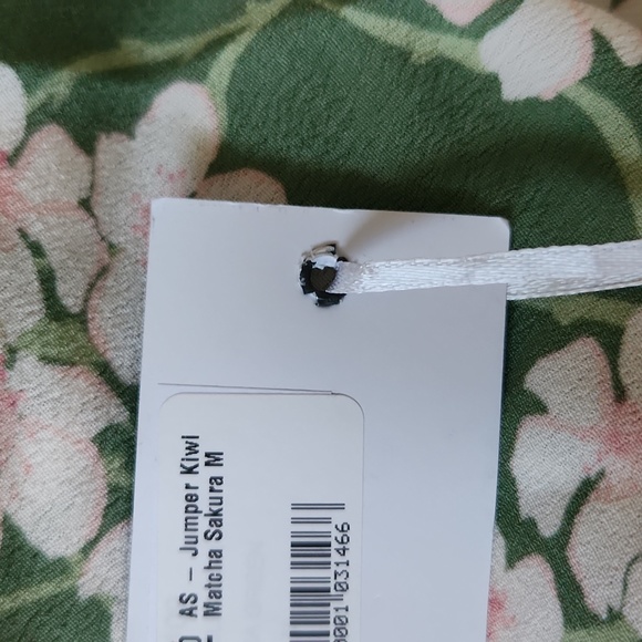 New Fighting Eel Ava Sky Jumper Kiwi Matcha Sakura Green Cherry Blossom M Romper - Picture 9 of 16